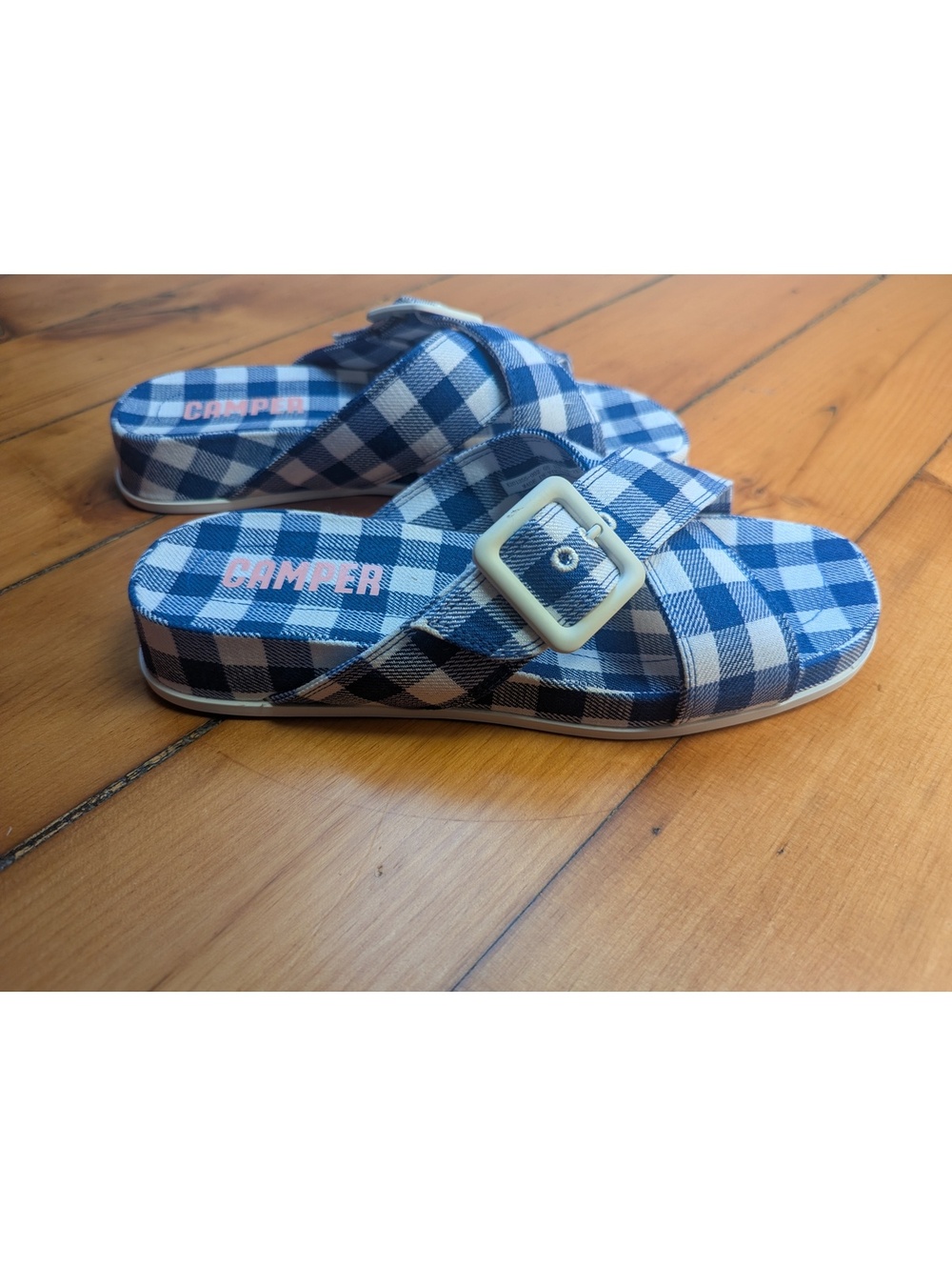 NIB CAMPER NAVY AND WHITE GINGHAM ATONIK CROSS STRAP SANDALS SIZE 8  RUNS SMALL - Picture 4 of 9